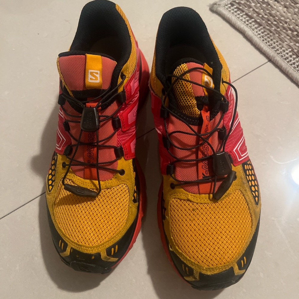 Salomon sneakers size 9.5 women